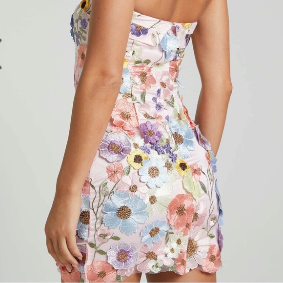 3d Floral Dress🌸 - Picture 5 of 5